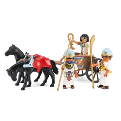 Reine d'Egypte avec ces gardes et son char